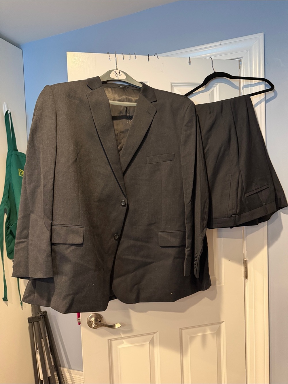 Joseph & Feiss Men's Black Two-Piece Suit